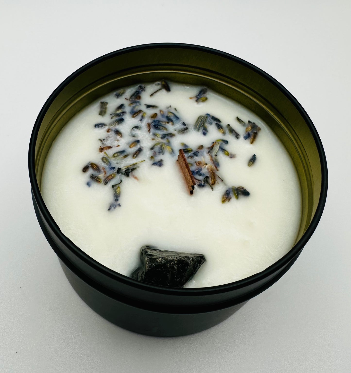 Jasmine Candle with Lavender Buds